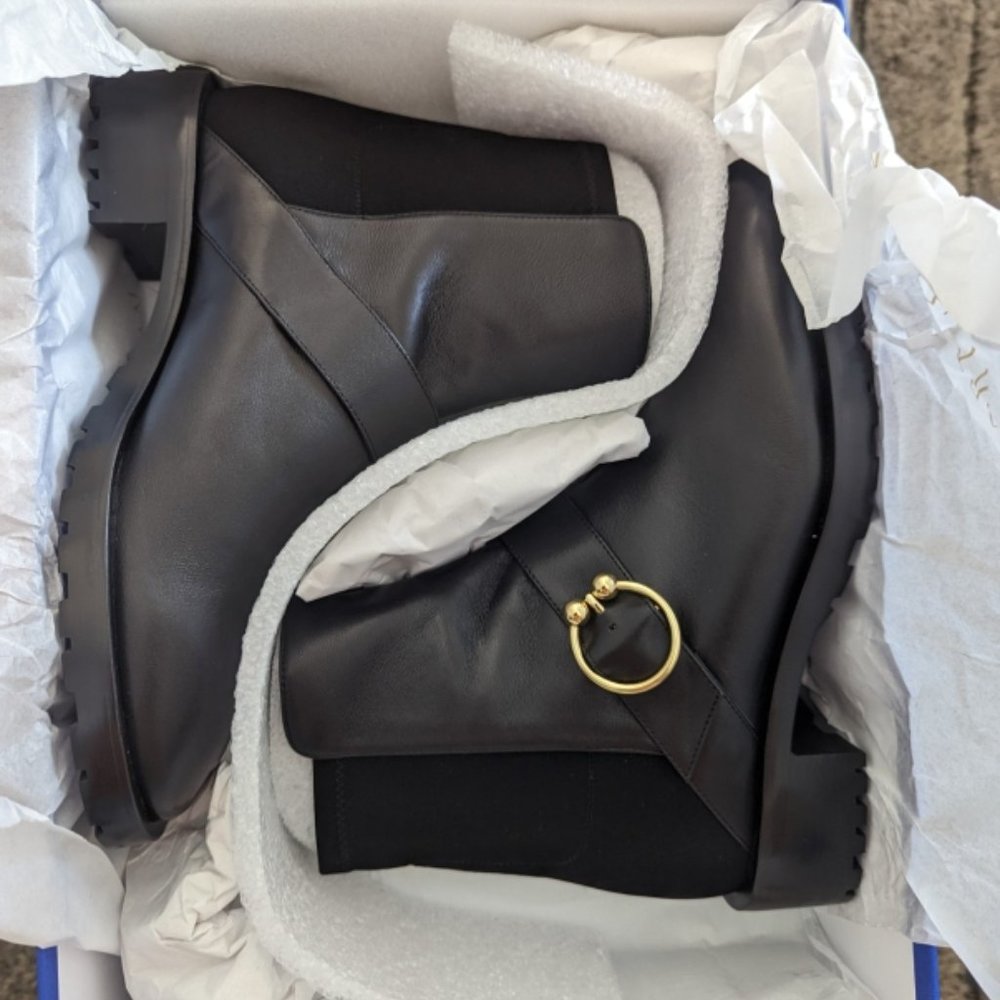 Luxering Bootie STUART WEITZMAN